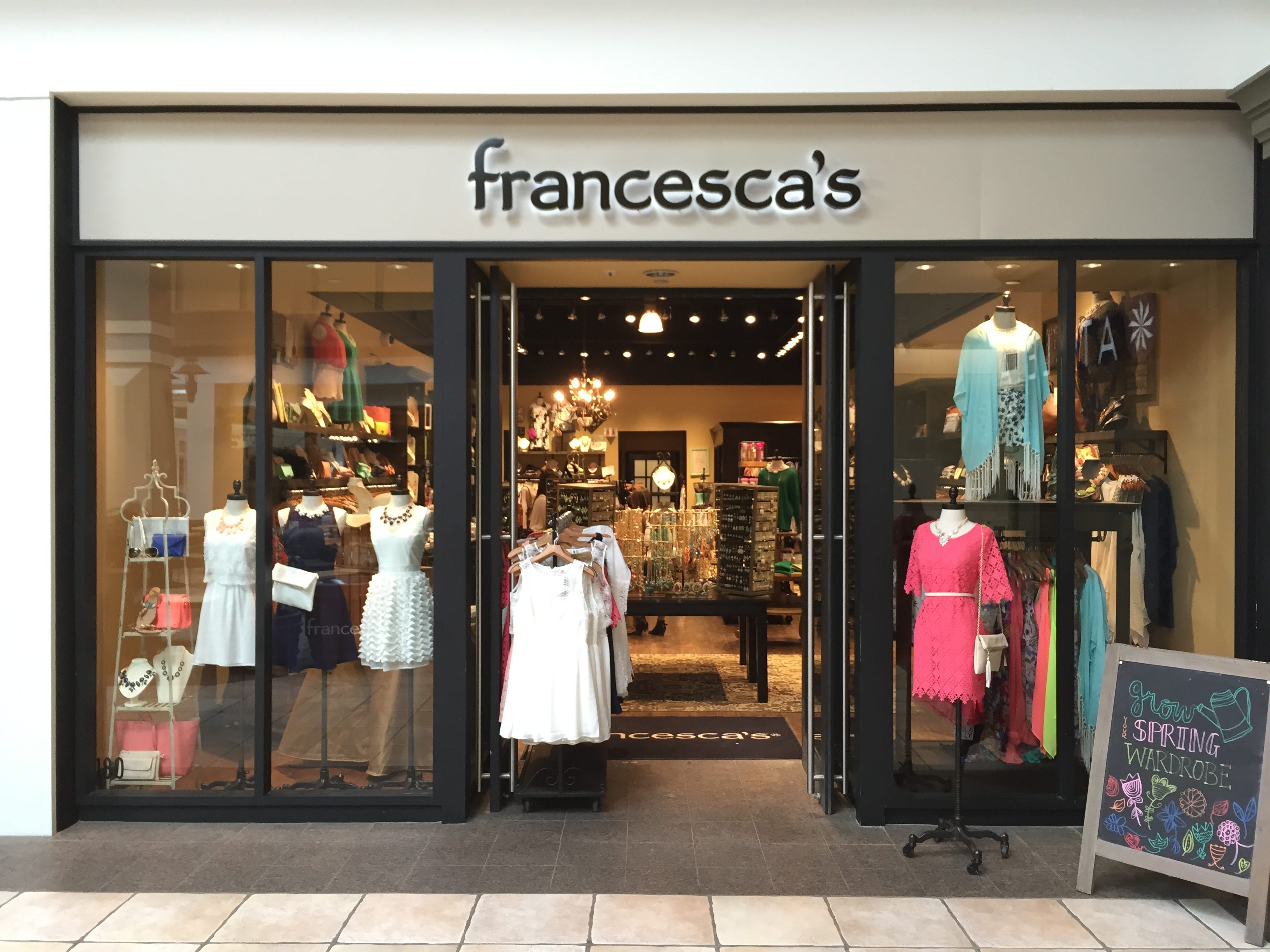 francesca's clothes